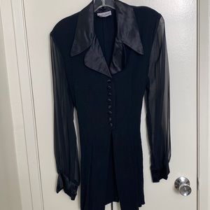 Black sheer sleeved top tunic